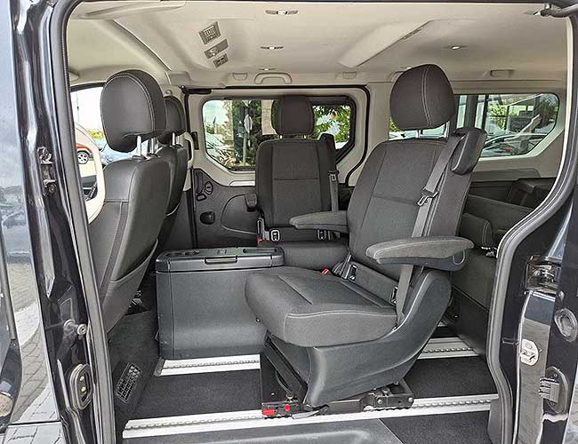 Individual reclining passenger seats in the Renault Trafic minibus interior